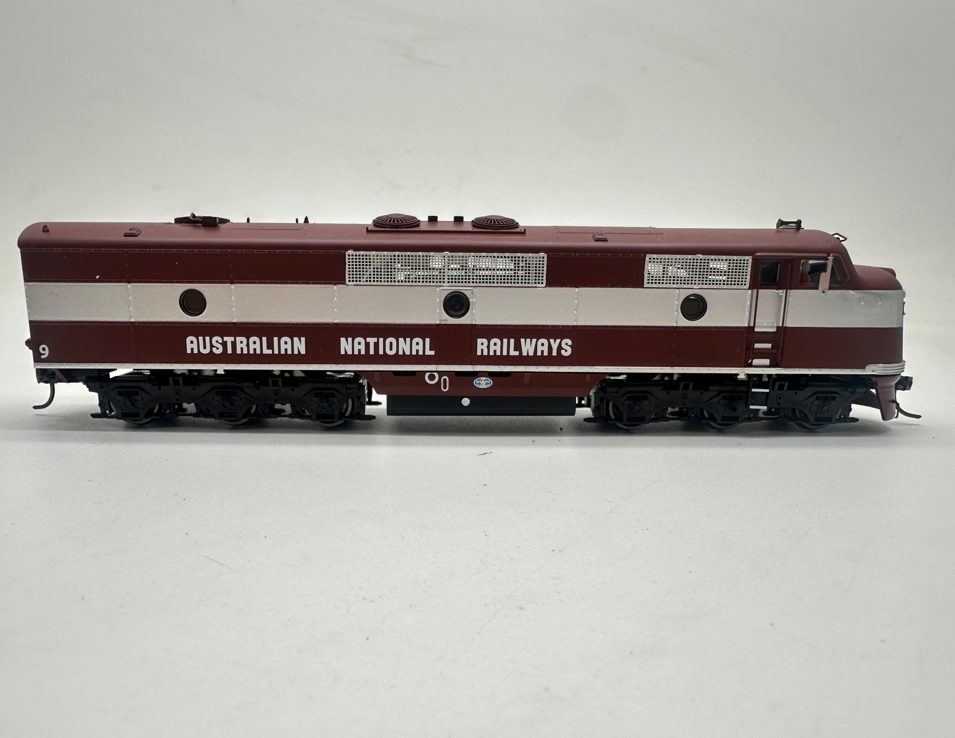 GM9 - Maroon / Silver - Arriving Soon